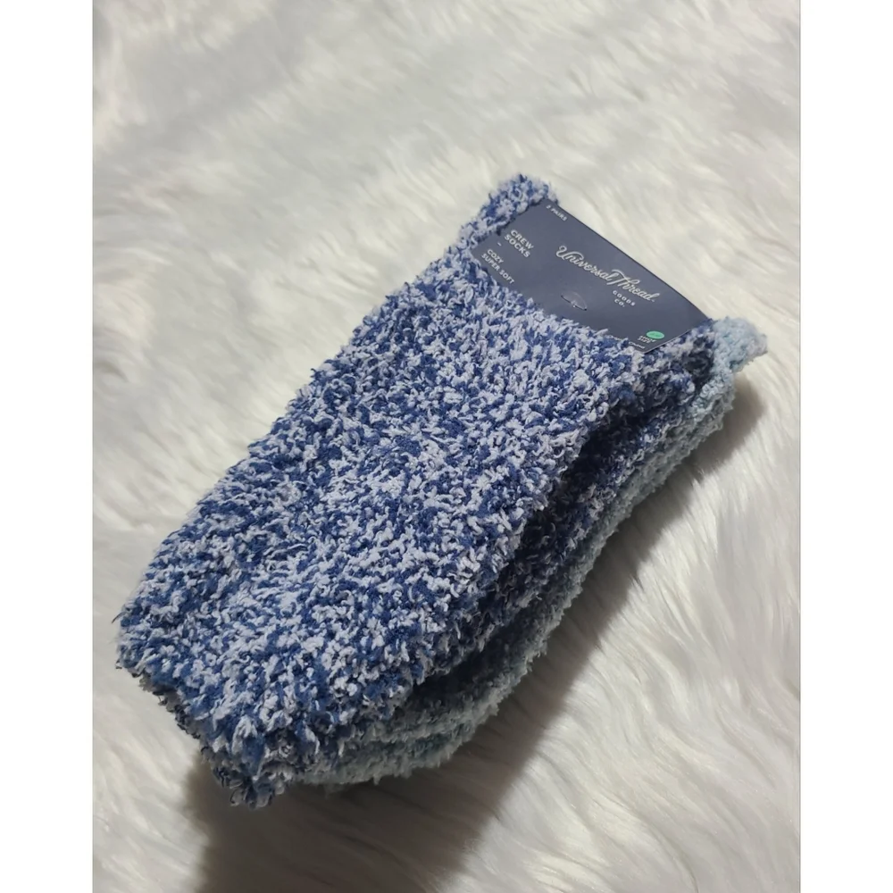 Universal Thread|Fuzzy Blue Crew Socks (2), Sz 4-10
